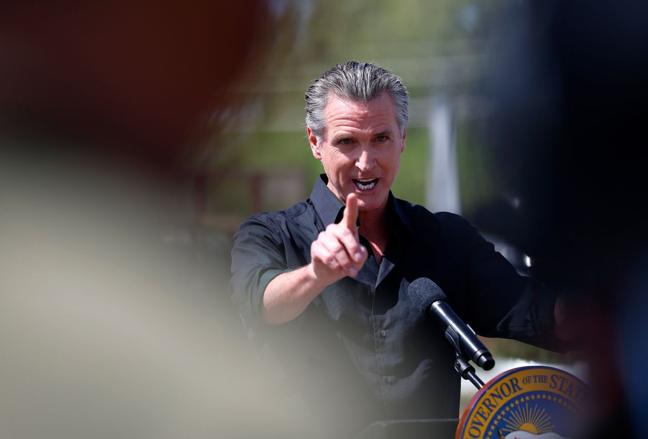 Califórnia vai processar governo Trump por implantação da Guarda Nacional