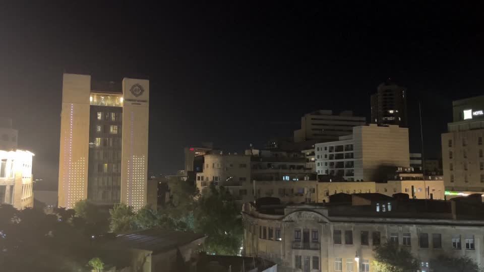 Explosões são ouvidas em Jerusalém durante nova onda de mísseis iranianos