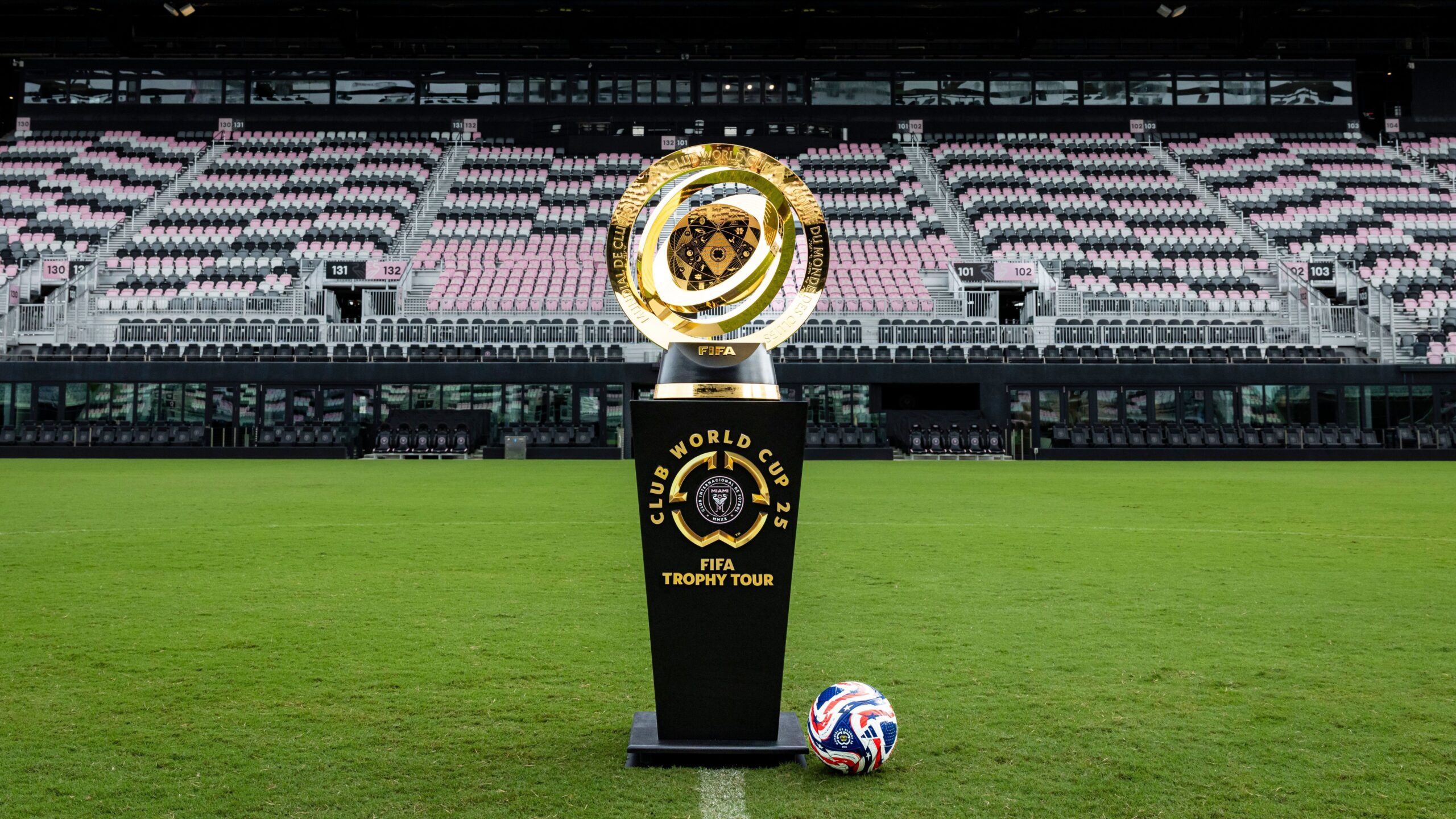 Copa do Mundo de Clubes testará impedimento com IA e câmeras corporais Copa do Mundo de Clubes testará impedimento com IA e câmeras corporais