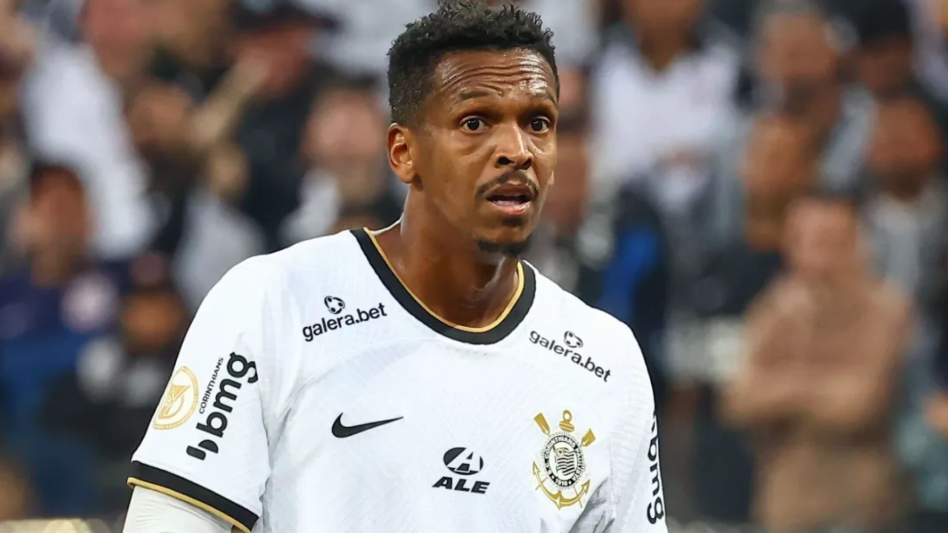 “Sei da responsabilidade”: Jô, ex Corinthians, fala após prisão por pensão “Sei da responsabilidade”: Jô, ex Corinthians, fala após prisão por pensão