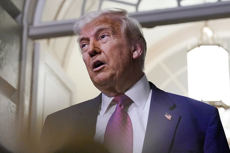 Acordo entre EUA e China: Trump diz que espera por aprovação final