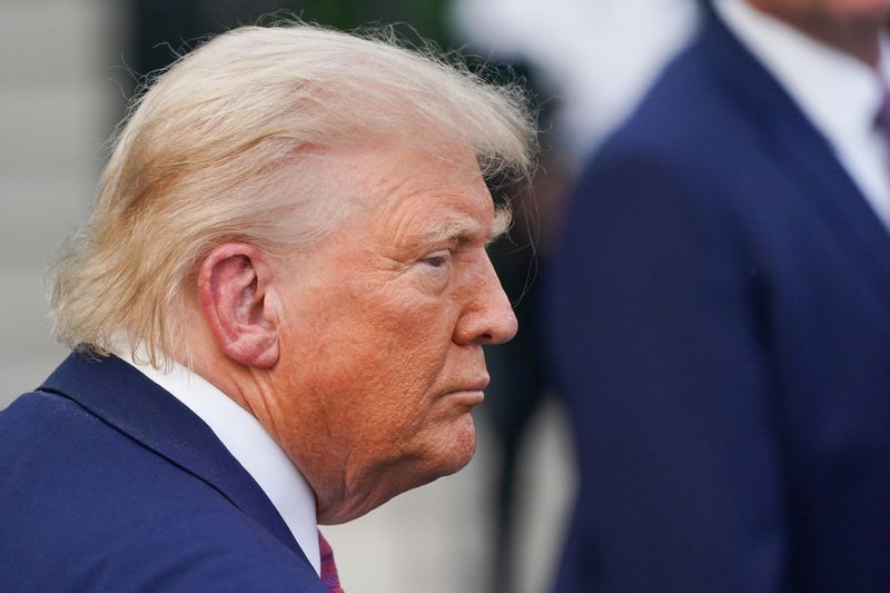 Trump está cada vez mais inclinado a atacar o Irã, dizem fontes Trump está cada vez mais inclinado a atacar o Irã, dizem fontes