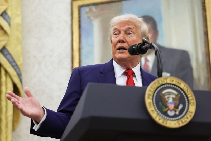 Trump mobiliza Guarda Nacional após 2º dia de protestos em Los Angeles