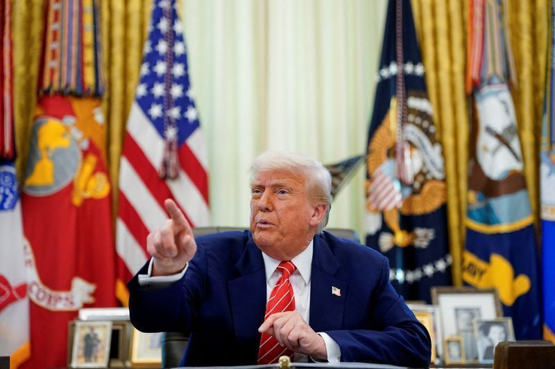 Trump proíbe entrada de cidadãos do Irã e outros países; veja lista Trump proíbe entrada de cidadãos do Irã e outros países; veja lista