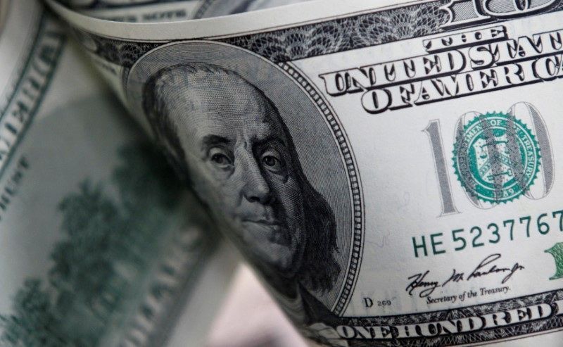 Dólar tem alta na abertura com foco em conflito no Oriente Médio Dólar tem alta na abertura com foco em conflito no Oriente Médio