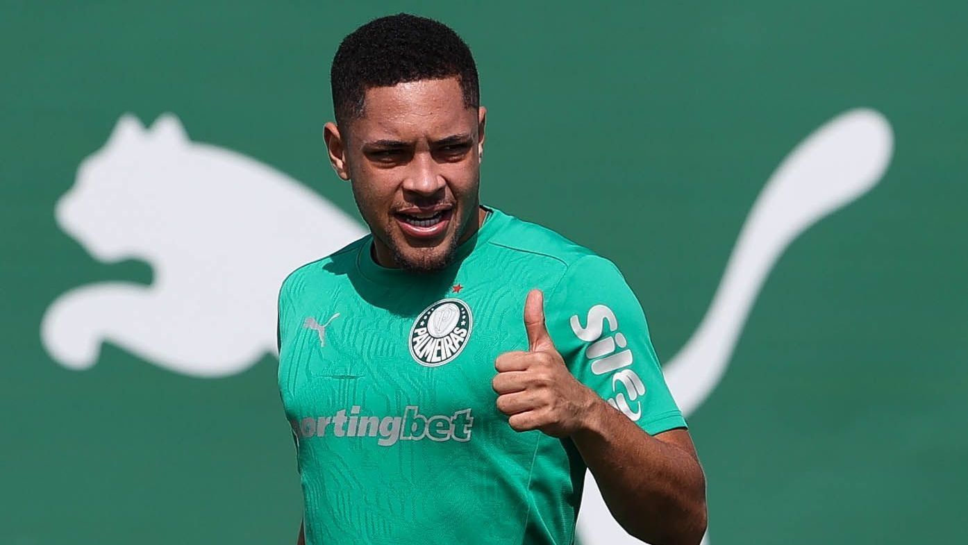 Abel barra Vitor Roque, reforço de R$ 150 milhões, de decisão no Mundial Abel barra Vitor Roque, reforço de R$ 150 milhões, de decisão no Mundial