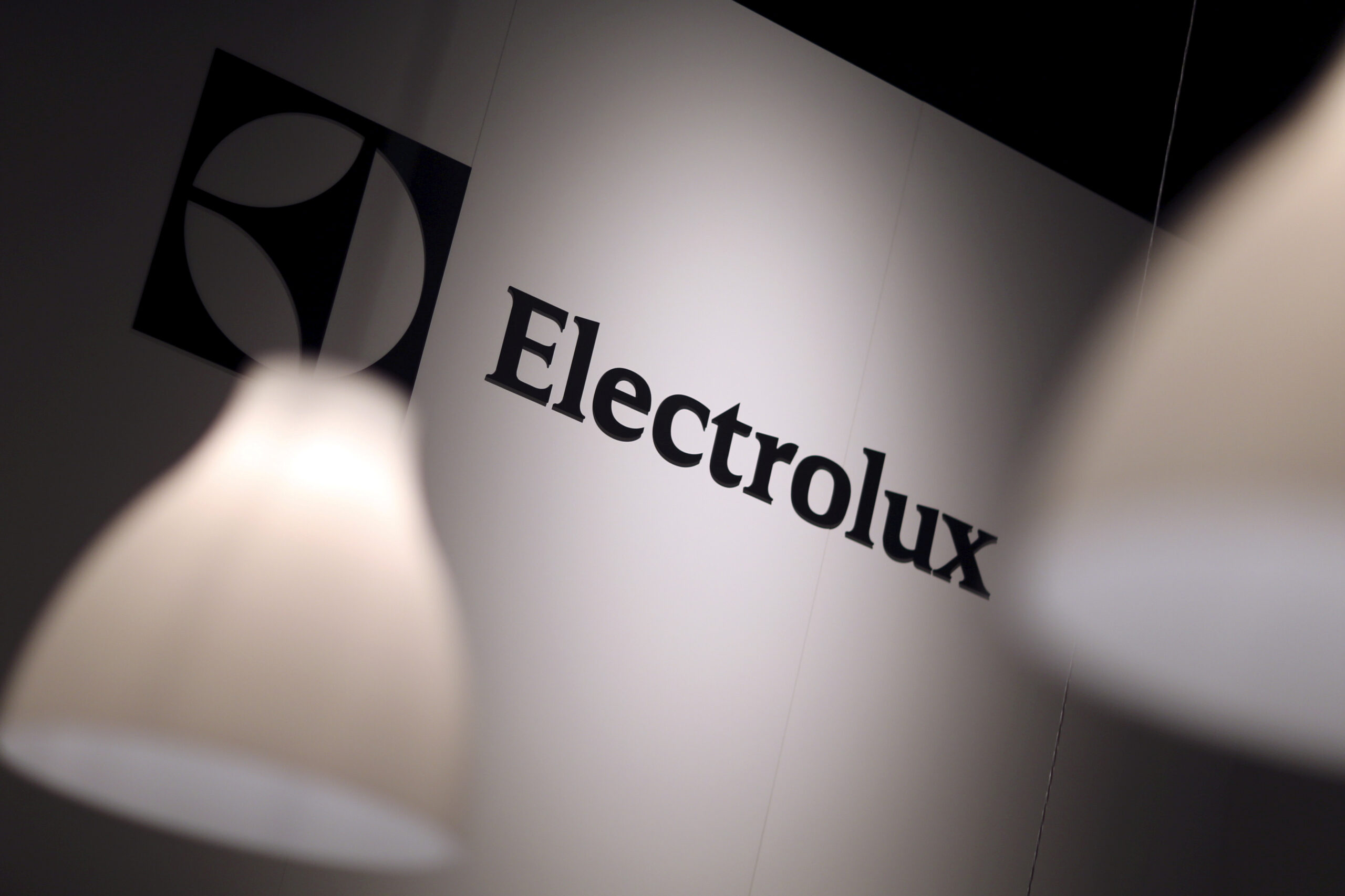 Electrolux divulga lucro abaixo do esperado em meio a incertezas tarifárias Electrolux divulga lucro abaixo do esperado em meio a incertezas tarifárias