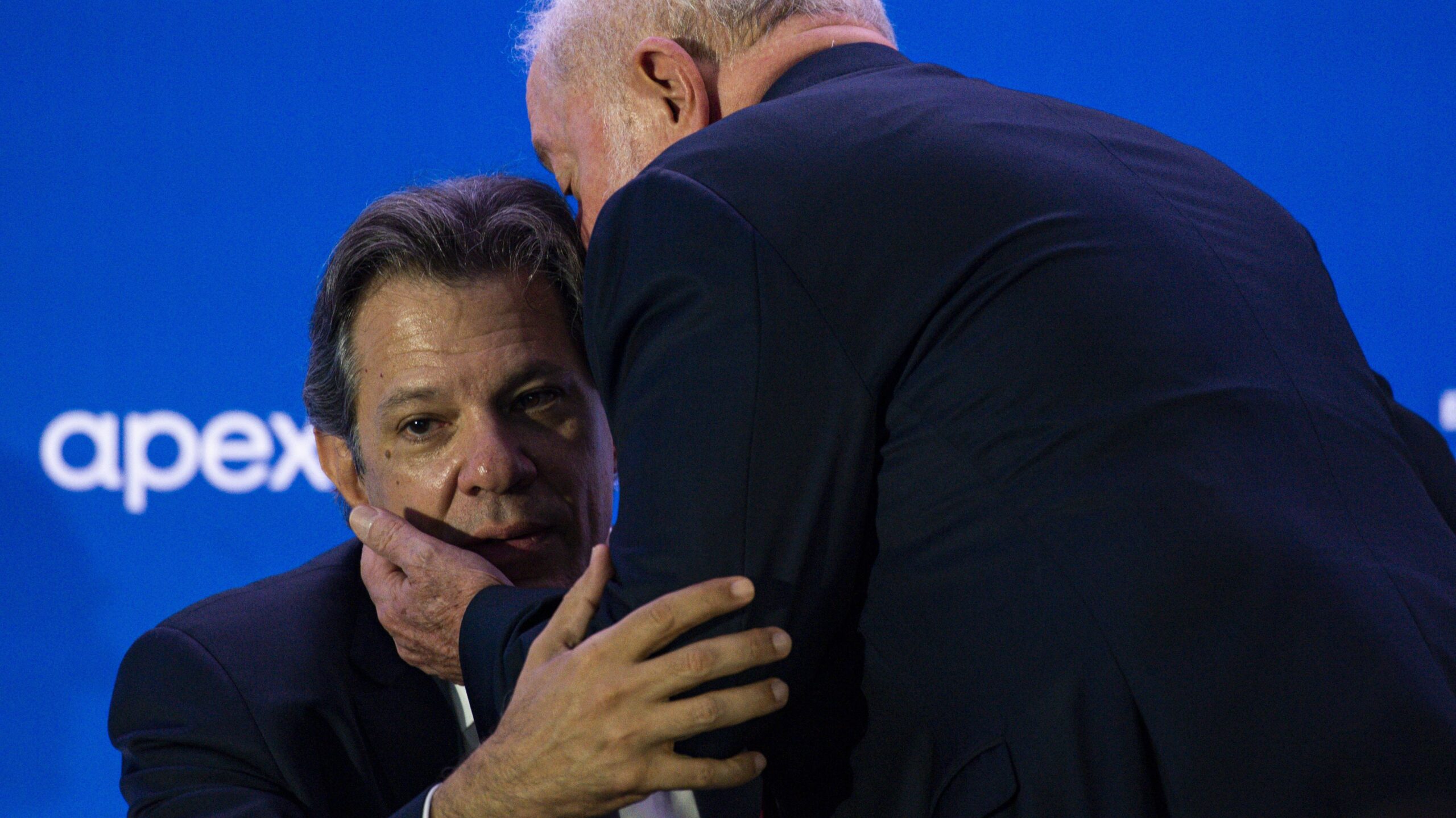 CNA: Economia é refém de política que alimenta extremos e paralisa decisões