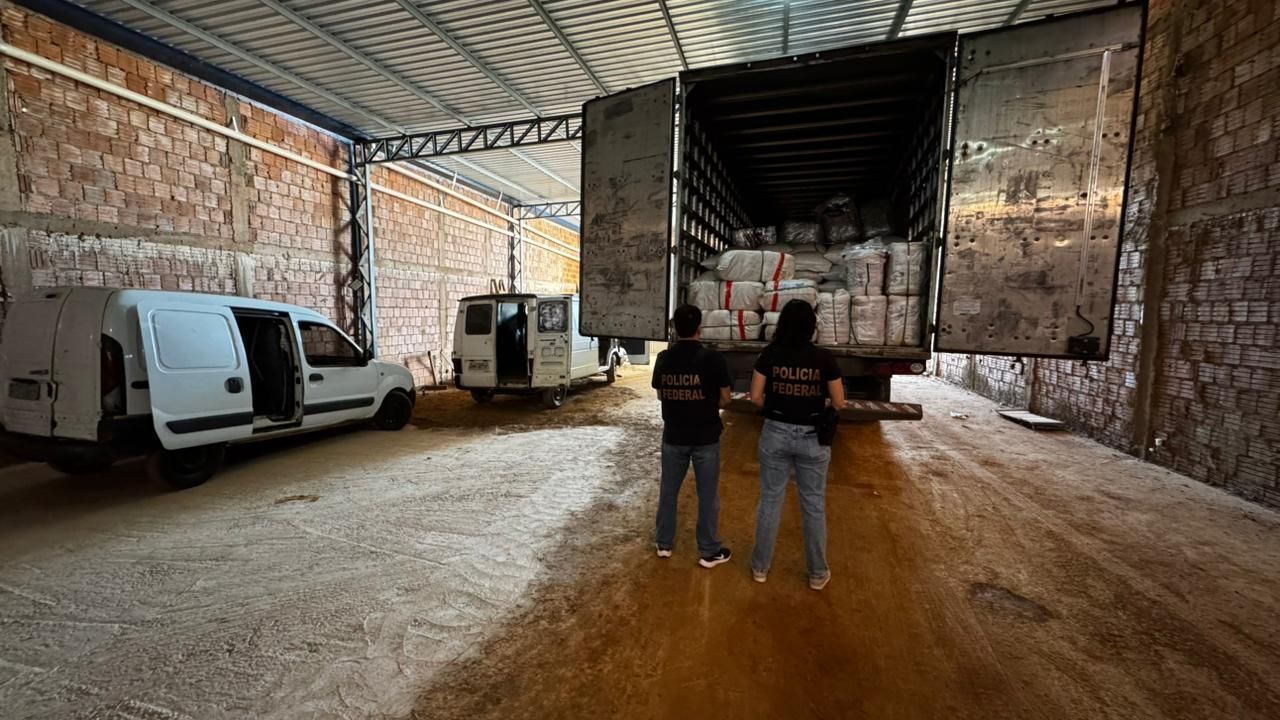 PF prende cinco pessoas por contrabando de mercadorias em Campo Grande PF prende cinco pessoas por contrabando de mercadorias em Campo Grande