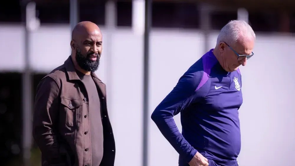 Corinthians: Dorival abre o jogo sobre ausência de reforços