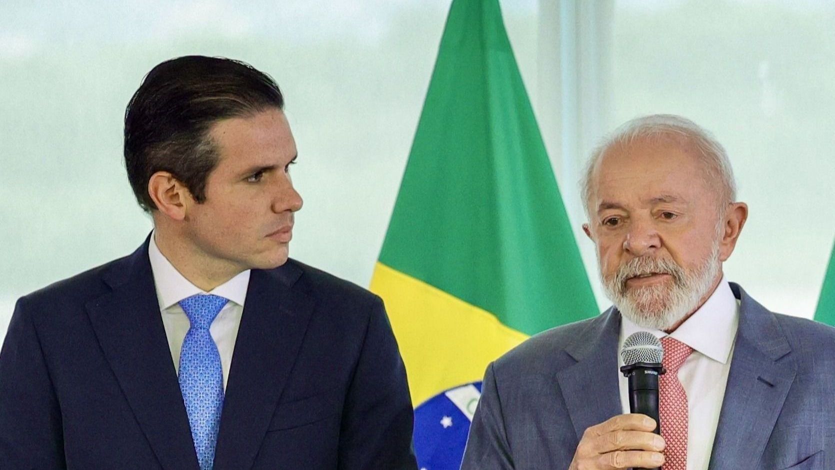 Análise: Hugo Motta tenta se redimir com governo Lula após CPMI do INSS Análise: Hugo Motta tenta se redimir com governo Lula após CPMI do INSS