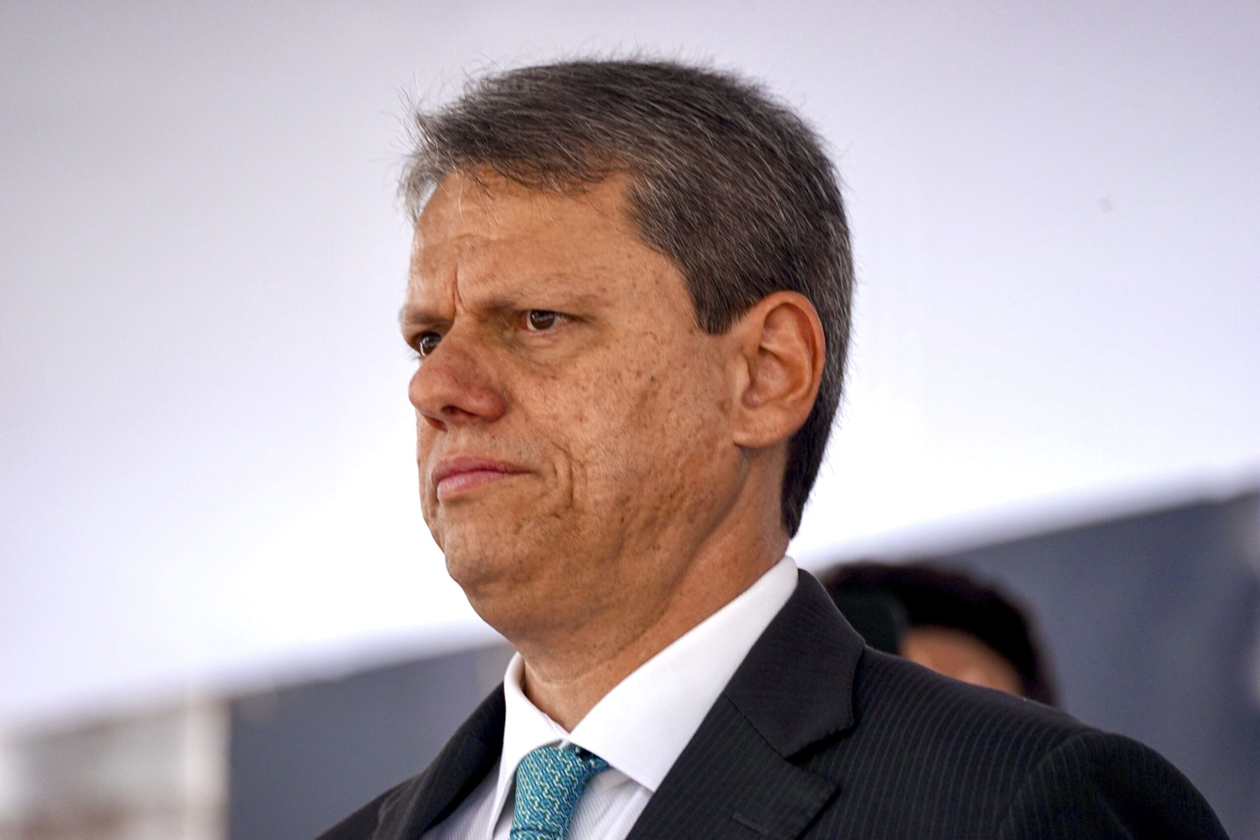 Tarcísio diz que mudou sistema e defende projetos sem viés ideológico Tarcísio diz que mudou sistema e defende projetos sem viés ideológico