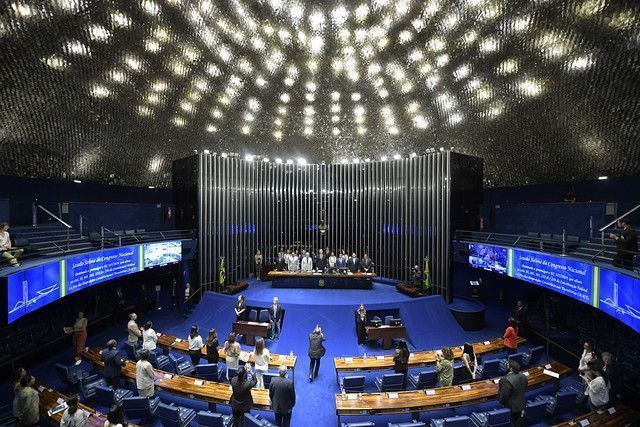 Senadores protocolam pedido de CPI contra adultização de crianças Senadores protocolam pedido de CPI contra adultização de crianças