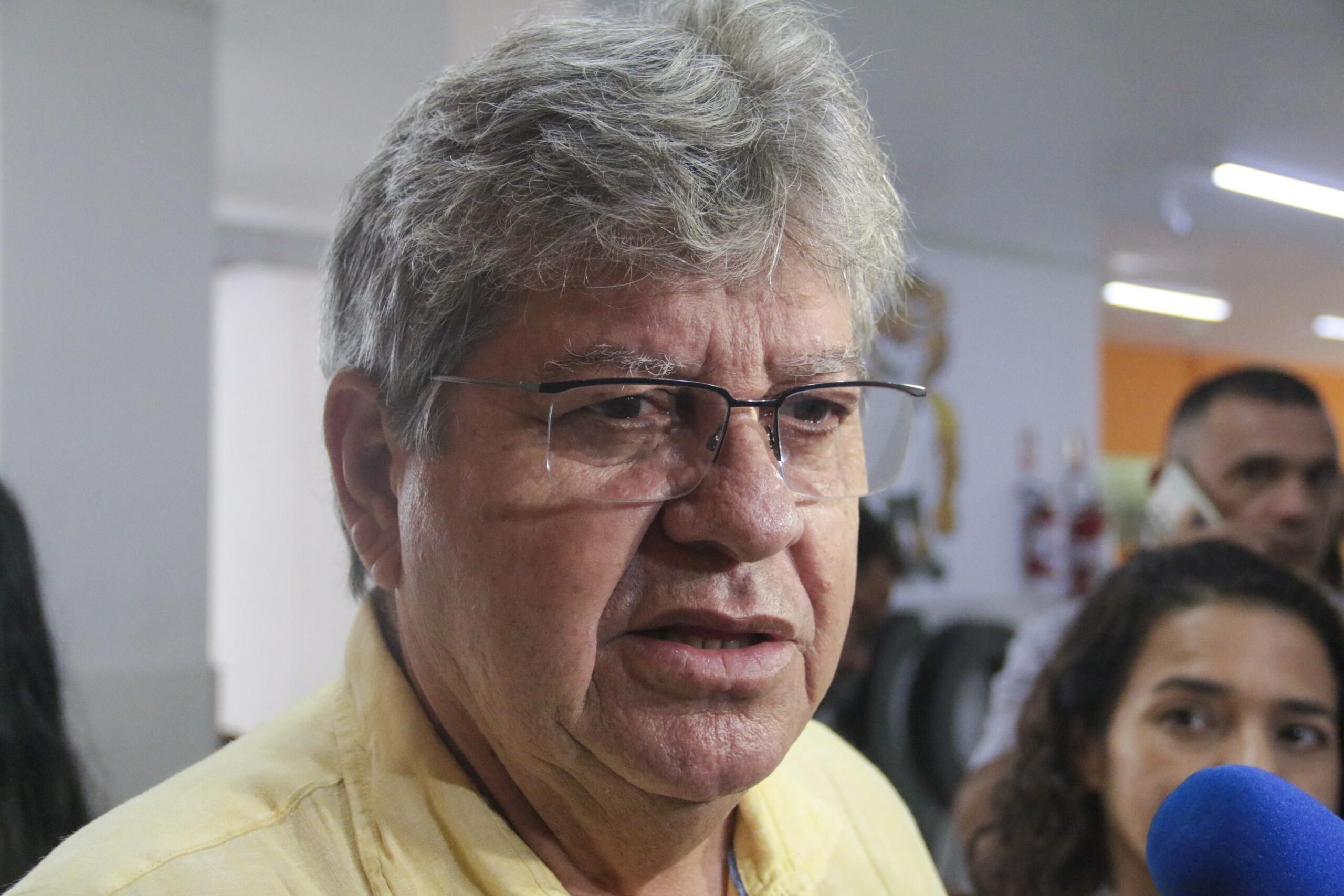 Governador da Paraíba é internado após sentir dores abdominais Governador da Paraíba é internado após sentir dores abdominais