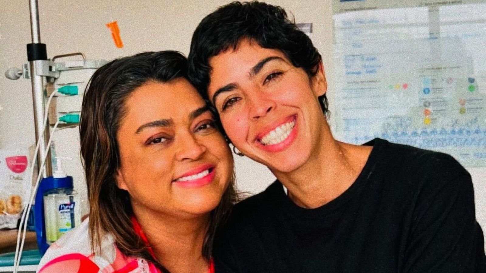 Bela Gil revela que sugeriu ser barriga de aluguel para Preta Gil Bela Gil revela que sugeriu ser barriga de aluguel para Preta Gil