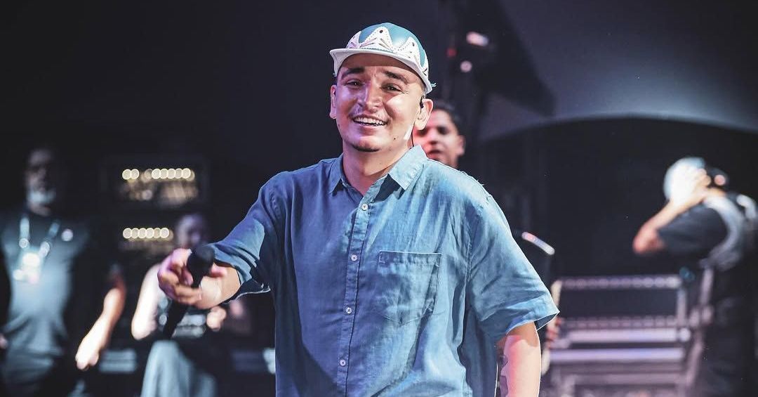 João Gomes faz cirurgia na língua e rejeita harmonização: “Vai se lascar” João Gomes faz cirurgia na língua e rejeita harmonização: “Vai se lascar”