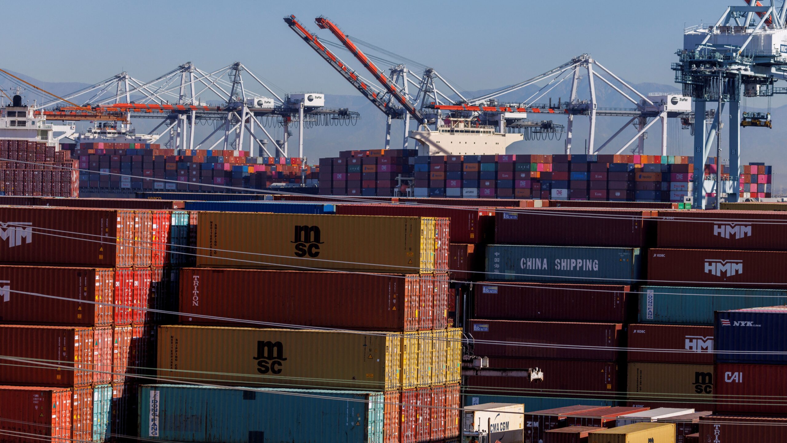 Déficit comercial dos EUA diminui para US$ 60,2 bilhões em junho Déficit comercial dos EUA diminui para US$ 60,2 bilhões em junho