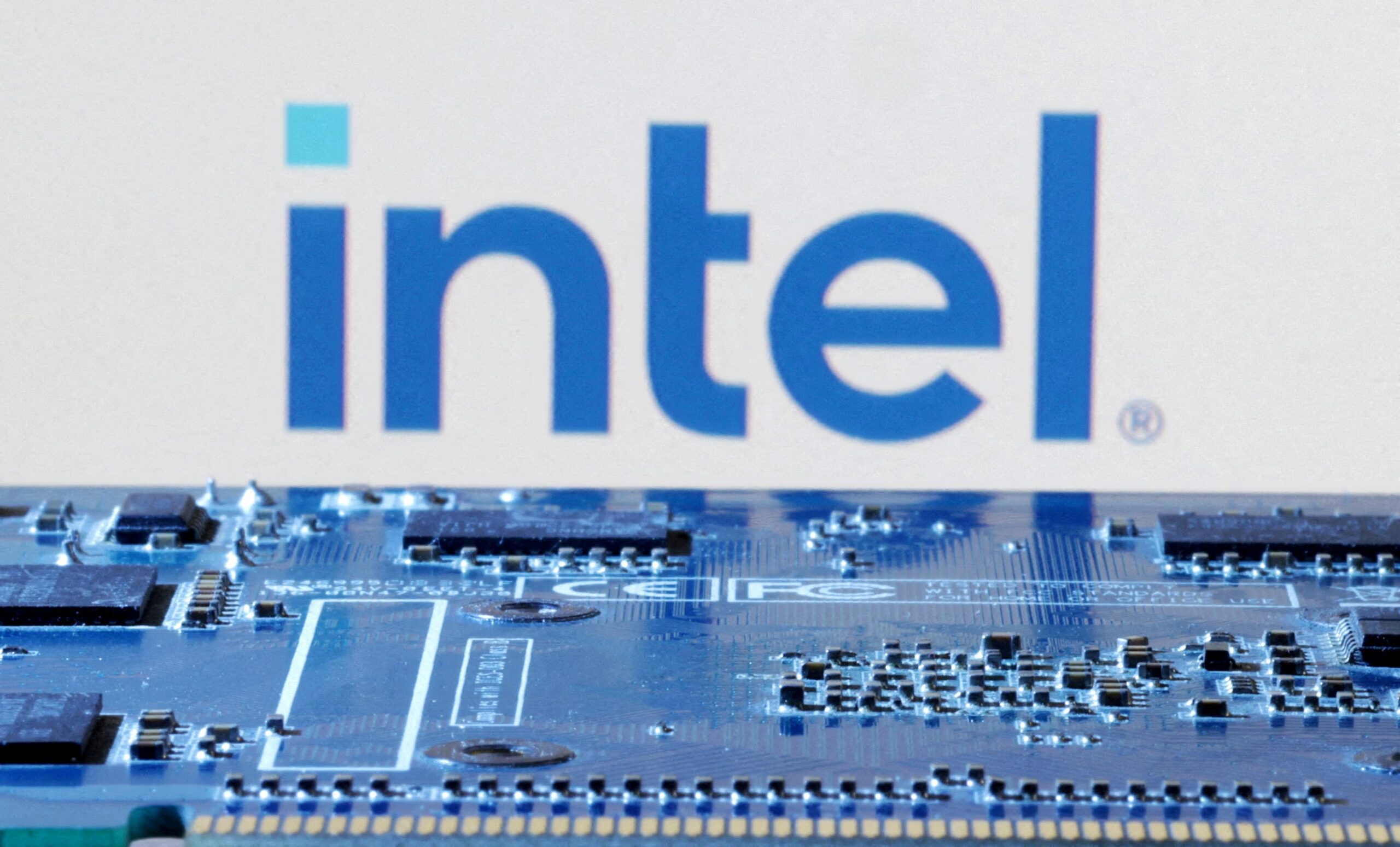 Intel: Participação acionária dos EUA pode prejudicar vendas internacionais Intel: Participação acionária dos EUA pode prejudicar vendas internacionais