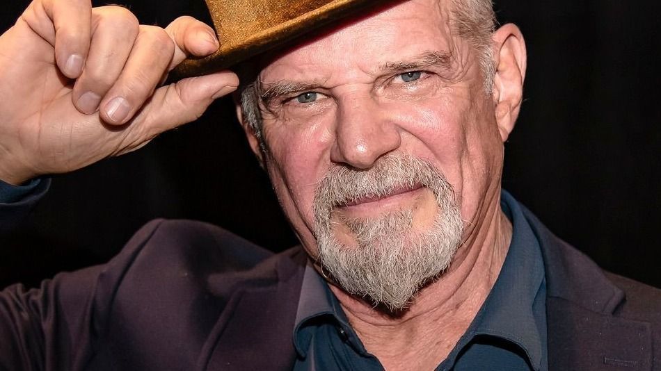 Raul Gazolla fala sobre retornar à “Chorus Line” após 42 anos: “Mudou tudo”