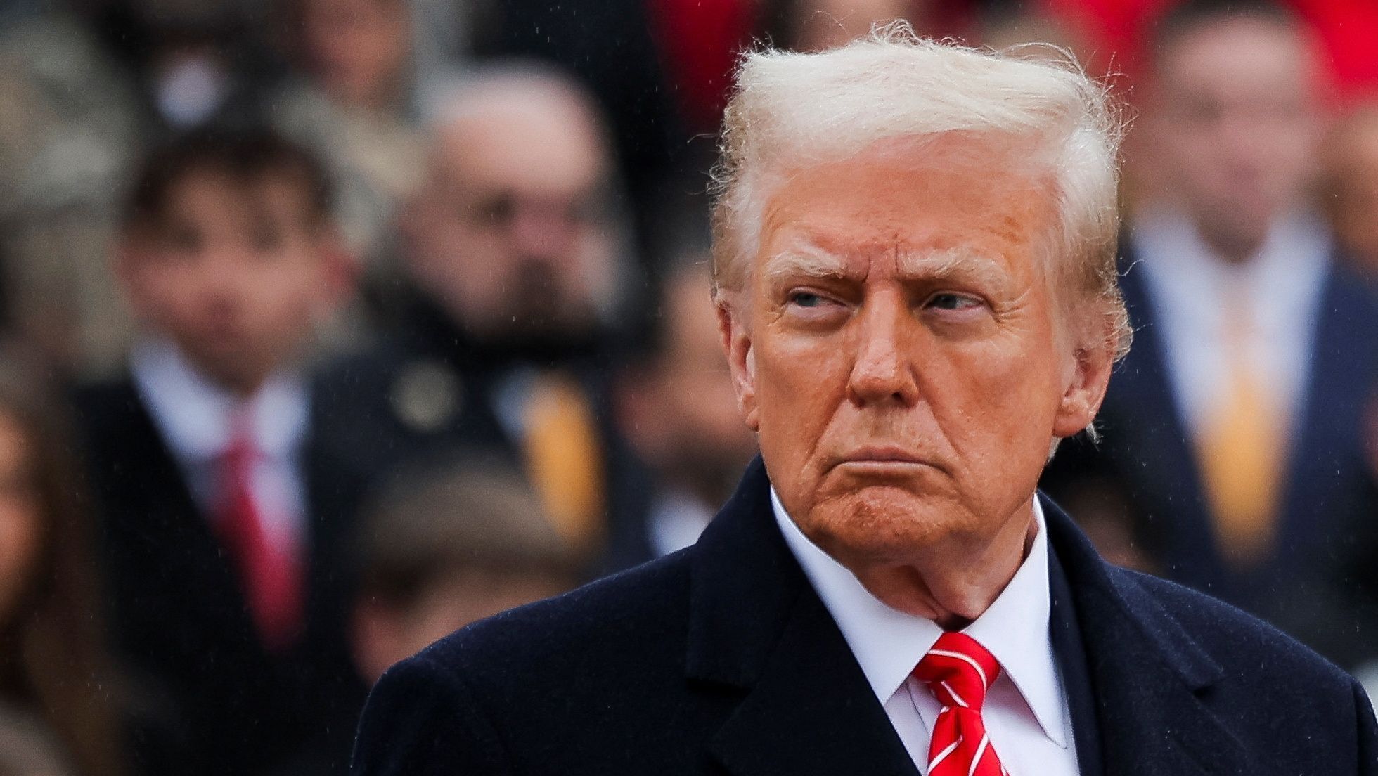 Trump diz que irá declarar estado de emergência em Washington se necessário