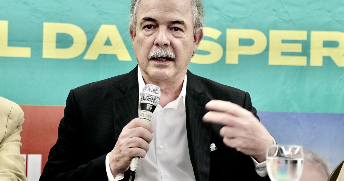 BNDES vai proteger empresas prejudicadas por tarifas, diz Mercadante