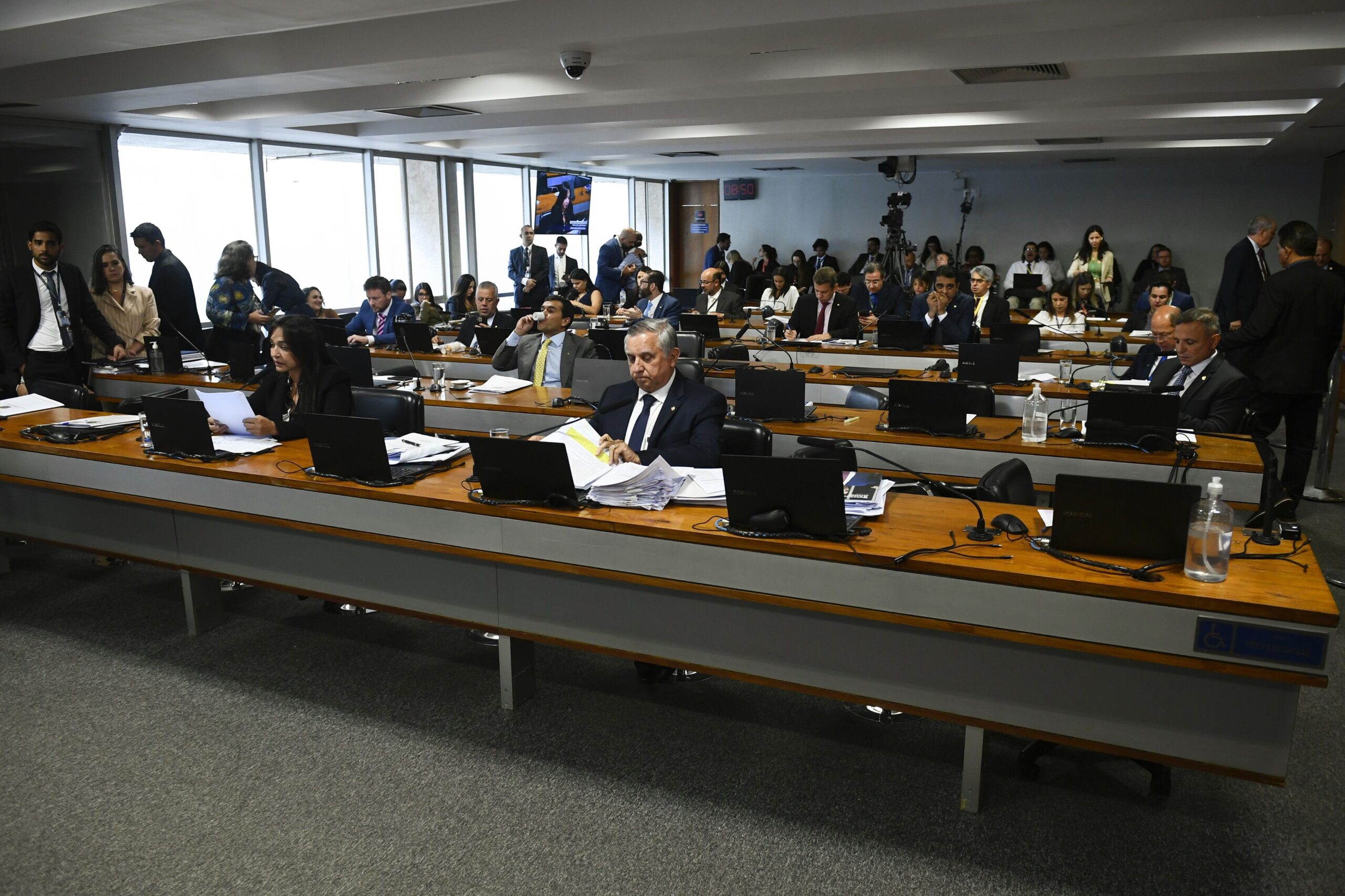 CPMI analisa quebras de sigilo e ouvirá ex-chefe da Previdência em 2022 CPMI analisa quebras de sigilo e ouvirá ex-chefe da Previdência em 2022