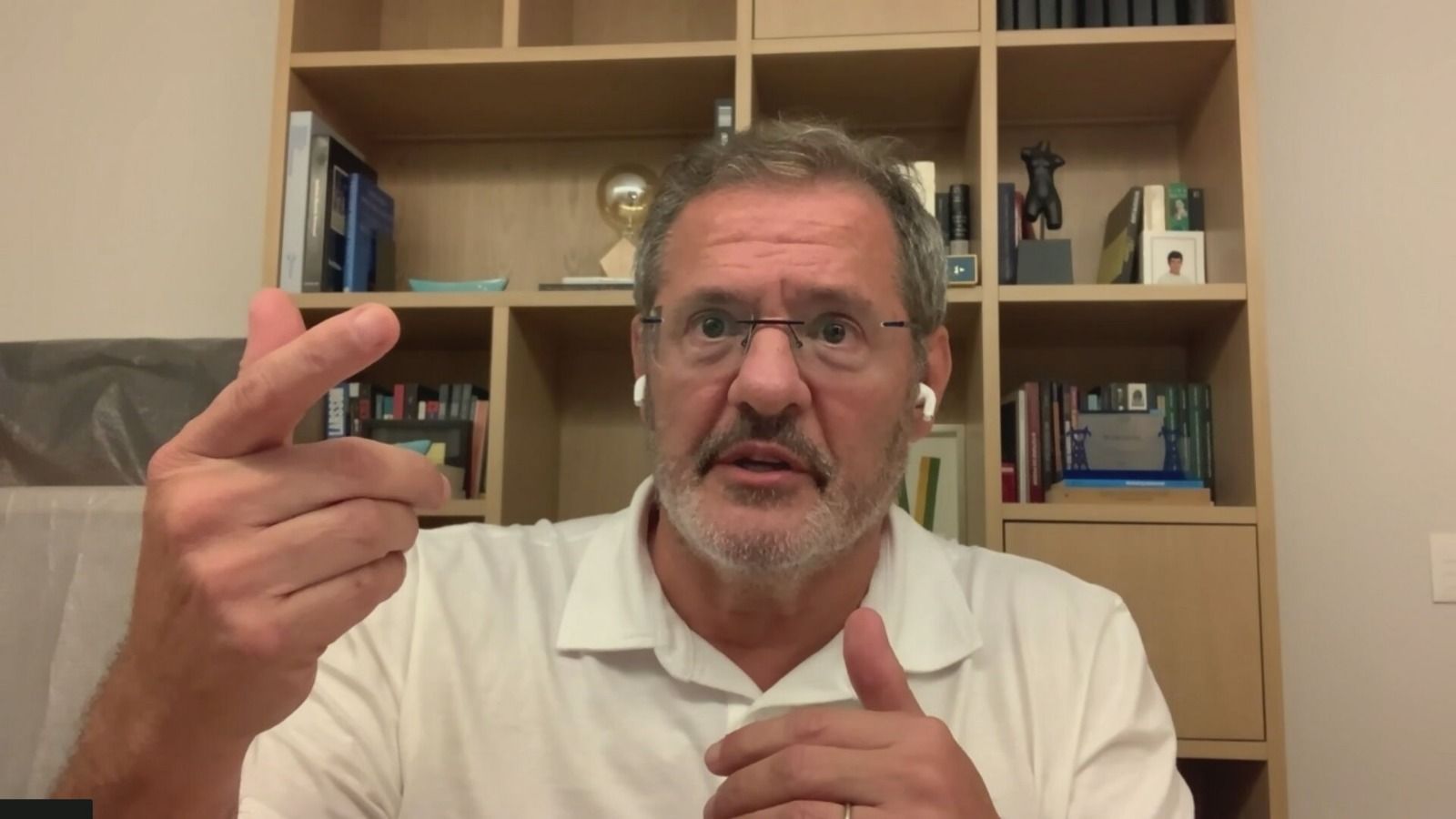 Capital Insights: País pagar 10% de juro real é crime, diz Figueiredo Capital Insights: País pagar 10% de juro real é crime, diz Figueiredo
