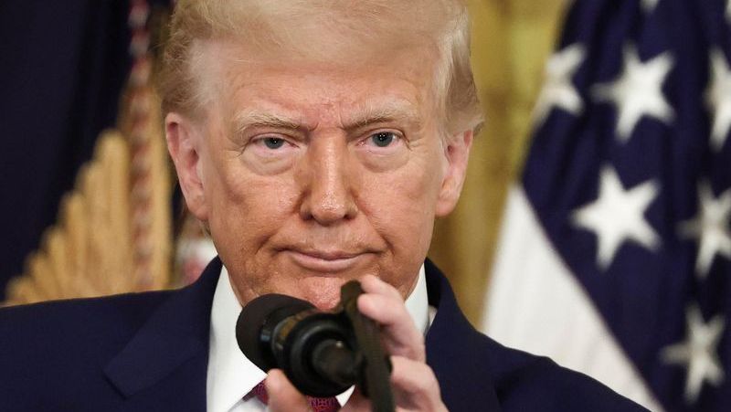 “Você está demitido”: Trump faz nova provocação a Powell; veja