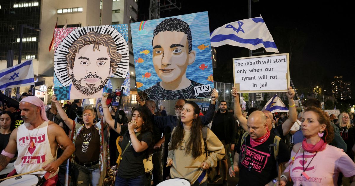 Palestinos e israelenses dizem ter esperança na paz em meio a cessar-fogo Palestinos e israelenses dizem ter esperança na paz em meio a cessar-fogo