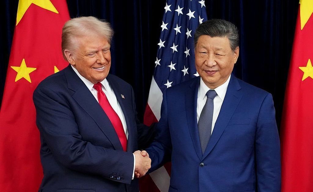 Trump e Xi Jinping se encontram na Coreia do Sul Trump e Xi Jinping se encontram na Coreia do Sul