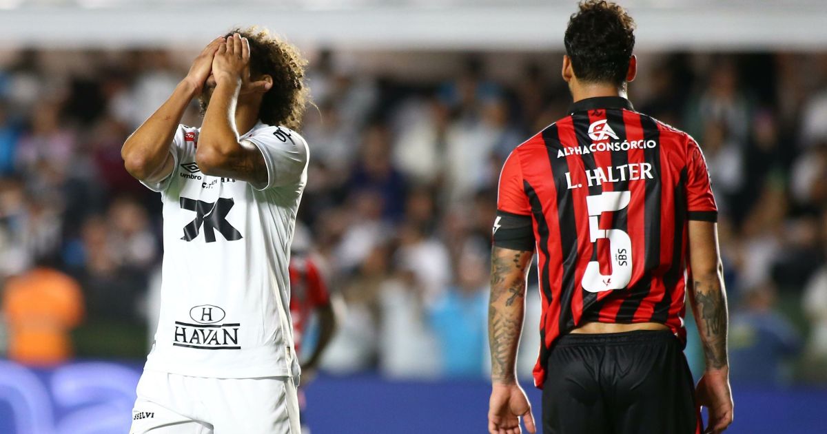 Santos perde para Vitória, se complica e vê Z4 do Brasileirão se aproximar