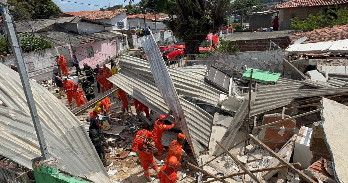 O que se sabe sobre o desabamento que atingiu casas e deixou mortos em PE