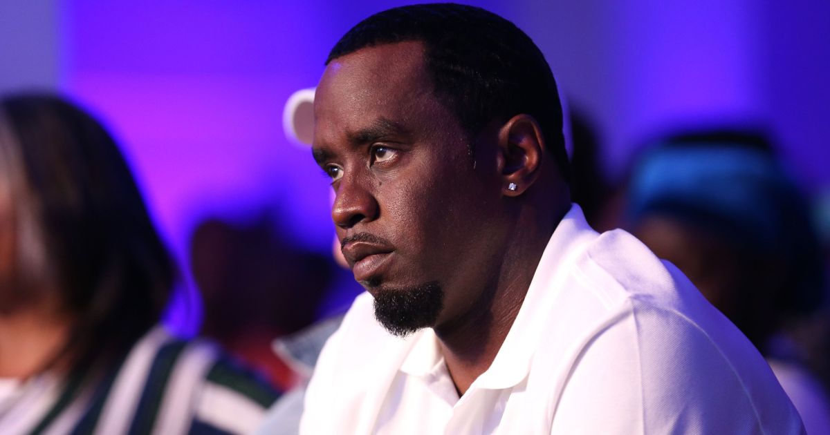 Sean “Diddy” Combs volta a prisão que ele chama de “desumana” após sentença Sean “Diddy” Combs volta a prisão que ele chama de “desumana” após sentença