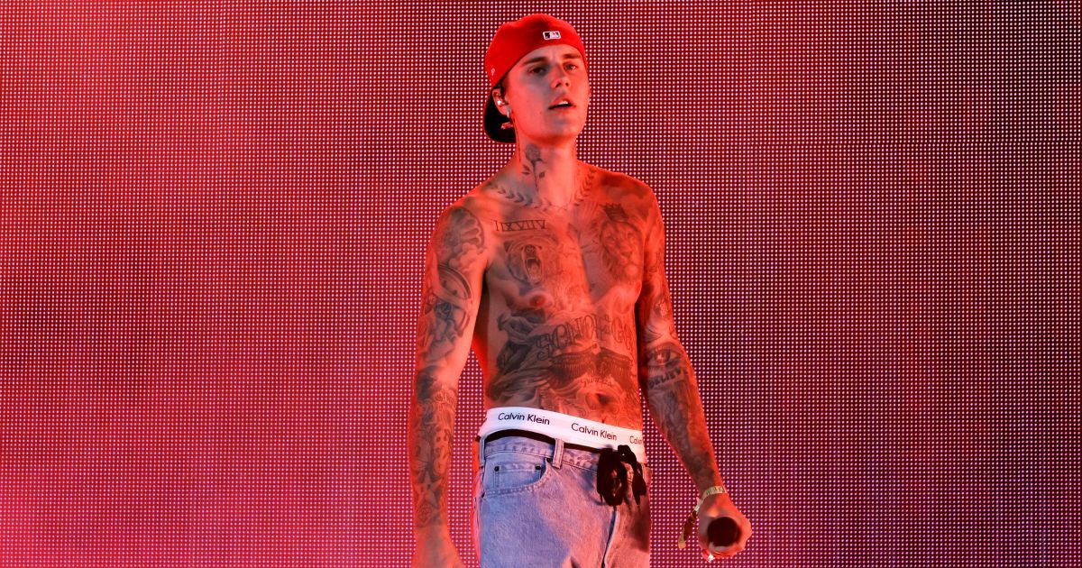 “A ideia de sair em turnê parece muito assustadora”, admite Justin Bieber “A ideia de sair em turnê parece muito assustadora”, admite Justin Bieber