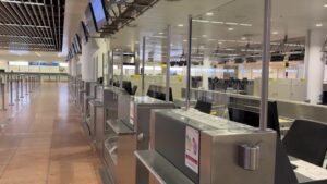 Aeroporto de Bruxelas interrompe operações após detecção de drone
