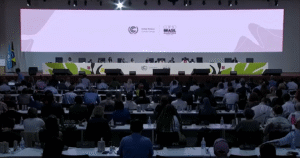 COP30: pouquíssimos países estão satisfeitos, afirma analista sobre acordos