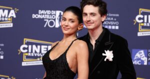 “Nada a declarar”, diz Timothée Chalamet sobre namoro com Kylie Jenner