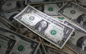 Dólar abre em queda com expectativa de fim da paralisação nos EUA
