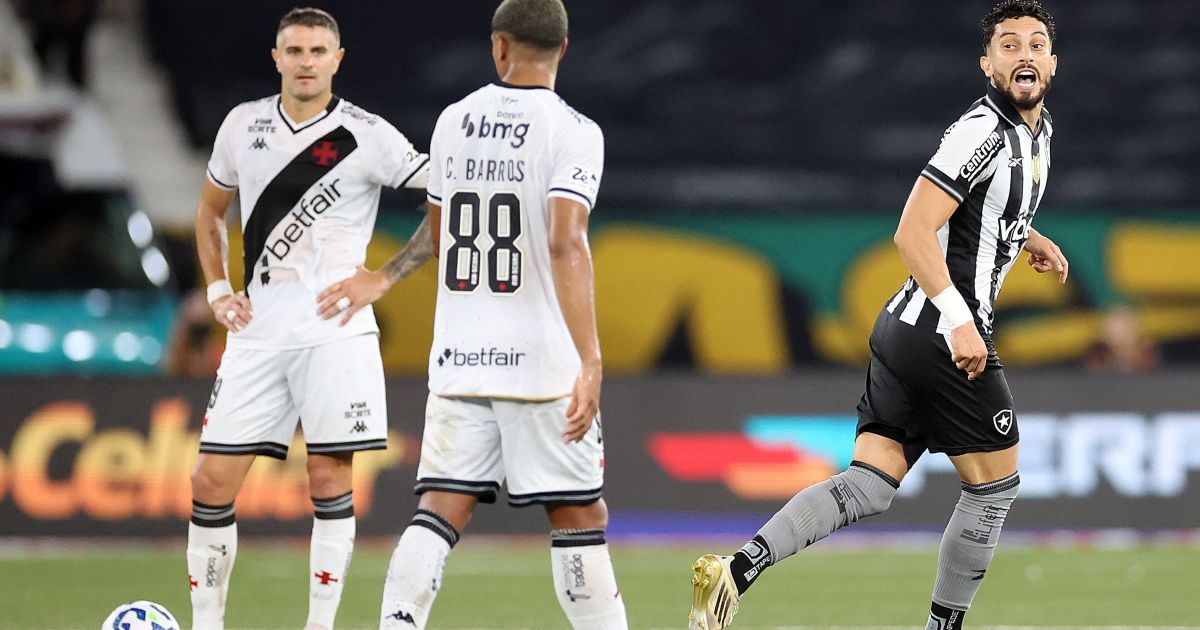 Botafogo e Vasco se enfrentam em busca de vaga na Libertadores Botafogo e Vasco se enfrentam em busca de vaga na Libertadores