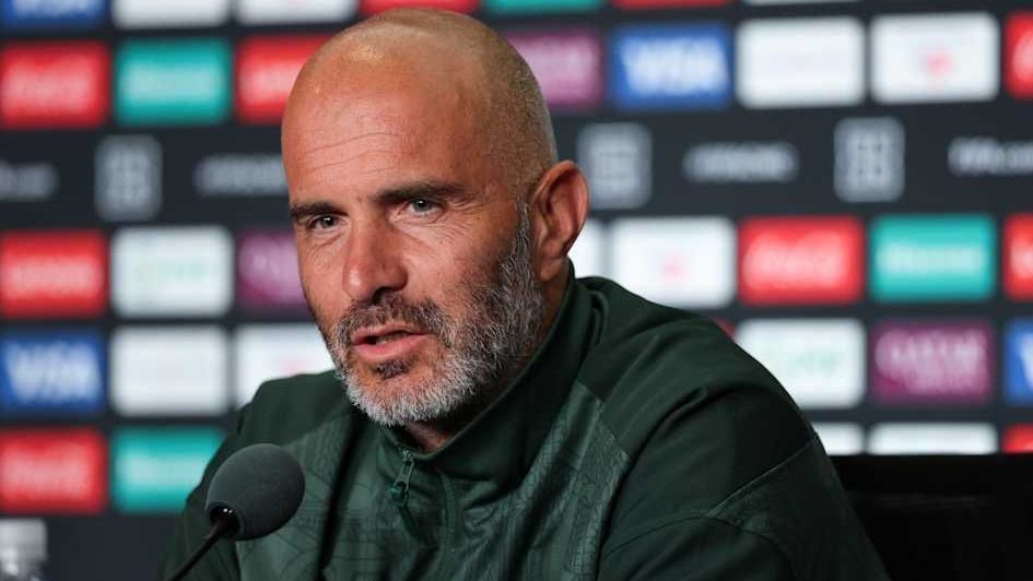 Técnico do Chelsea desabafa após vitória e afirma falta de apoio recente Técnico do Chelsea desabafa após vitória e afirma falta de apoio recente