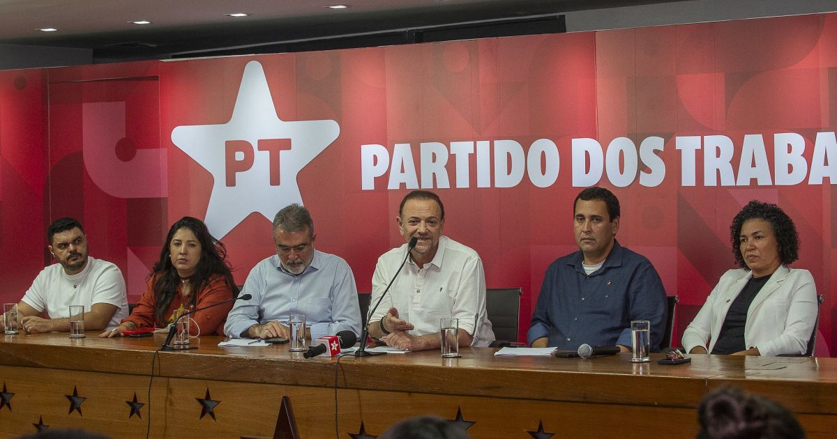 Citação em resolução do PT irrita governadores Citação em resolução do PT irrita governadores