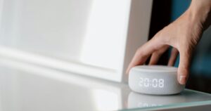 Descubra quais as perguntas mais frequentes feitas à Alexa em 2025