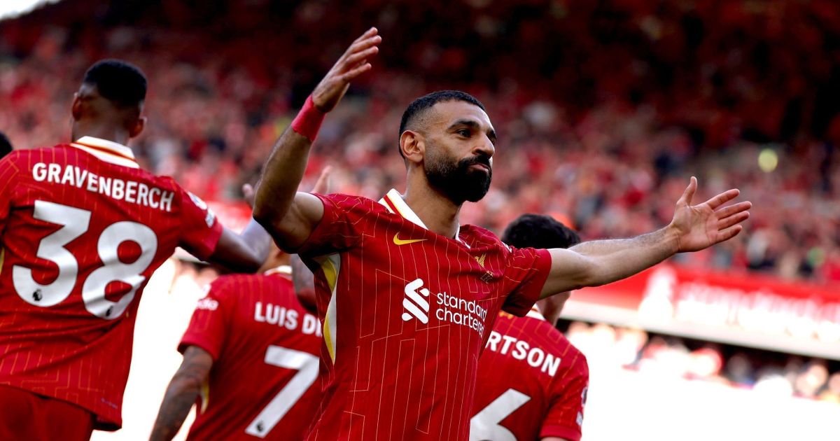 Wayne Rooney critica Salah e diz que atacante “destrói legado” no Liverpool