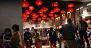 Setor de serviços da China cresce no menor ritmo em 5 meses, mostra PMI