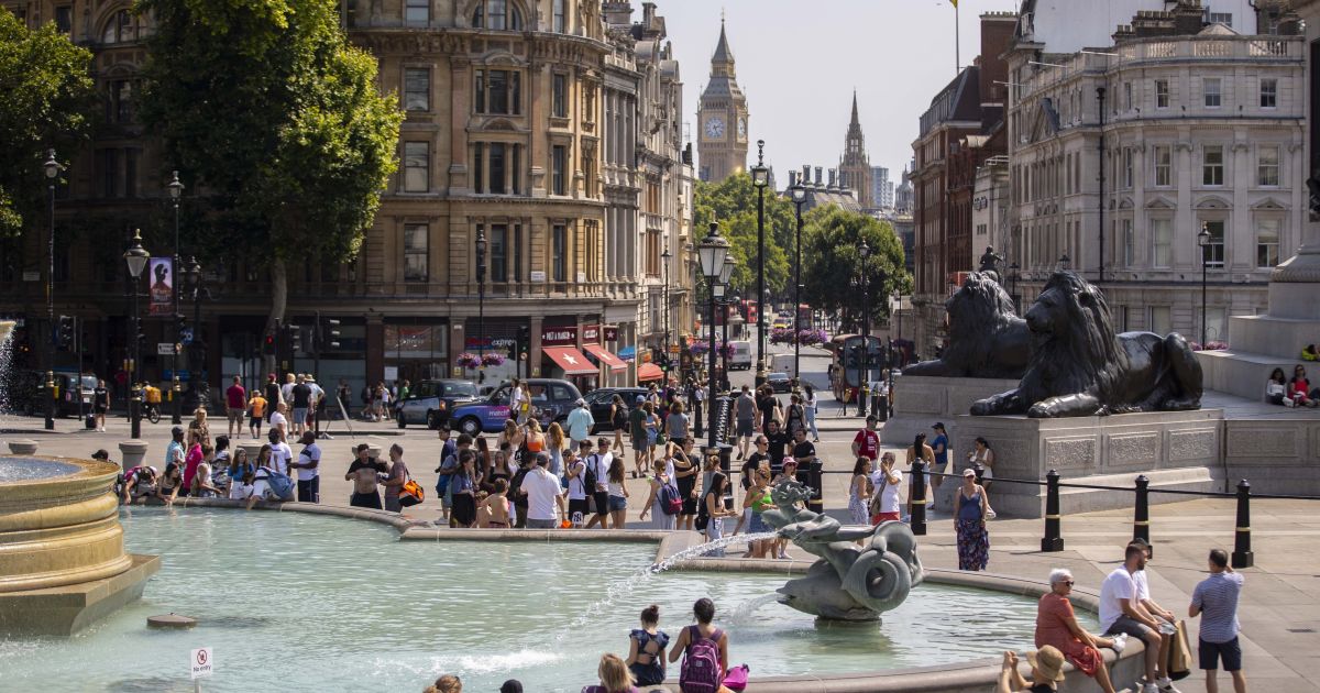 Taxa de desemprego da zona do euro cai a 6,2% em dezembro