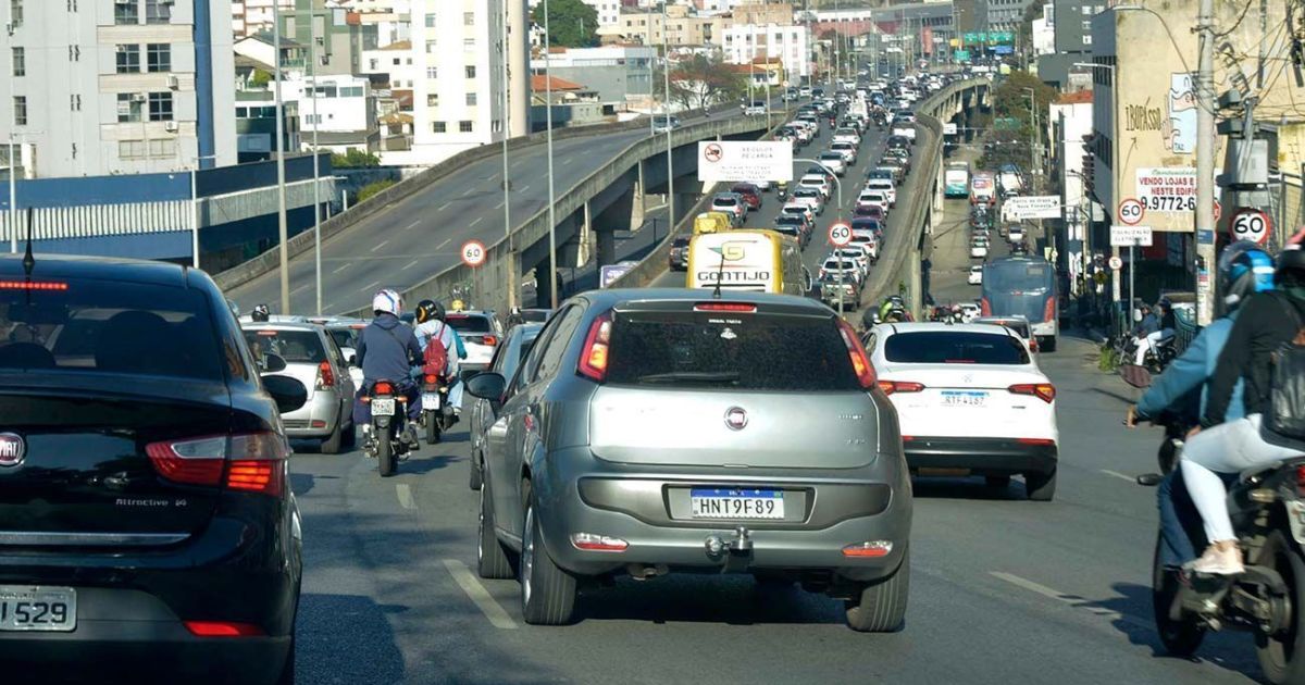 IPVA e IPTU 2026: À vista ou parcelado? Veja dicas para equilibrar finanças IPVA e IPTU 2026: À vista ou parcelado? Veja dicas para equilibrar finanças