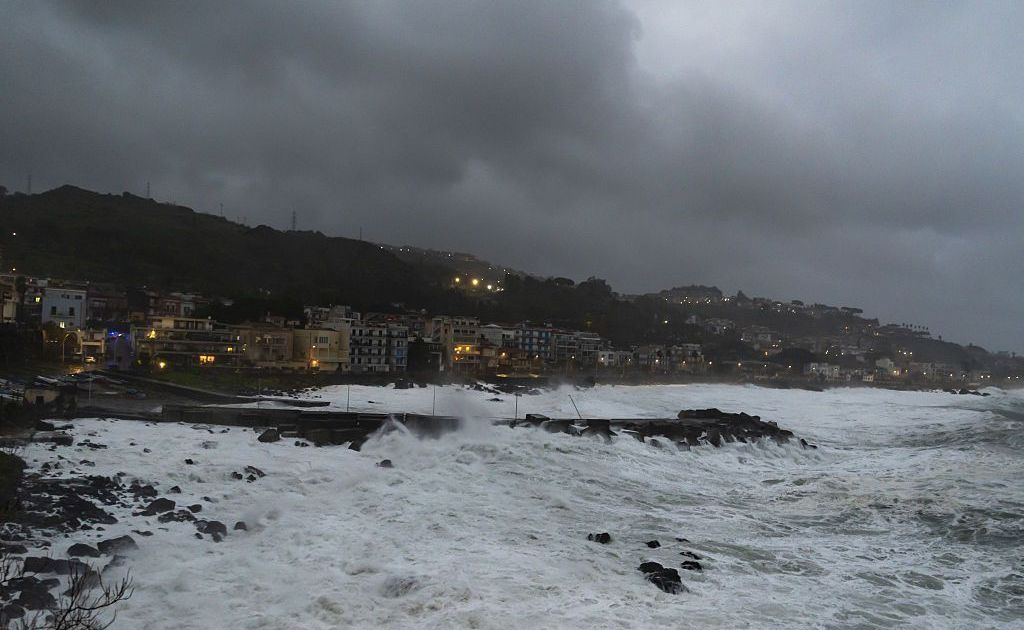 Itália declara estado de emergência após tempestades na região sul Itália declara estado de emergência após tempestades na região sul