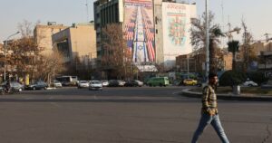 Protestos no Irã diminuem após repressão violenta, dizem moradores e grupos