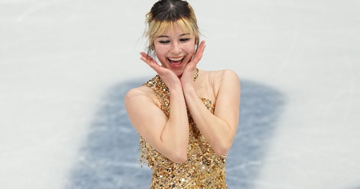 Sem peso, sem medo: Alysa Liu conquista ouro com leveza rara na patinação