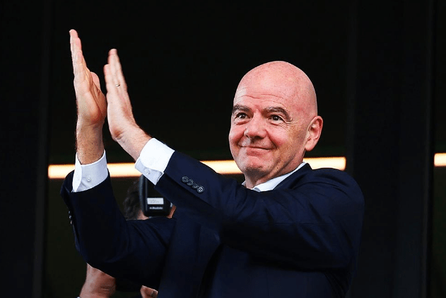 Gianni Infantino avalia fim da suspensão da Fifa à Rússia Gianni Infantino avalia fim da suspensão da Fifa à Rússia